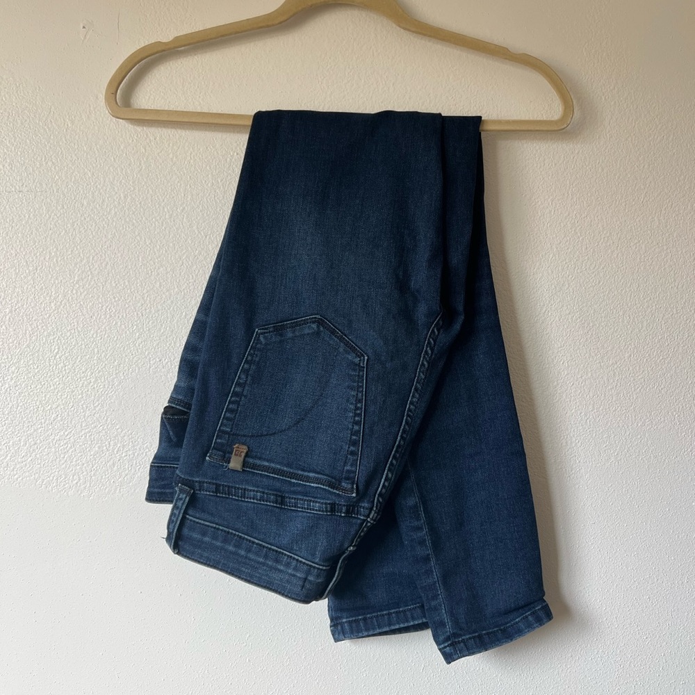 Joe’s size 28 skinny jeans